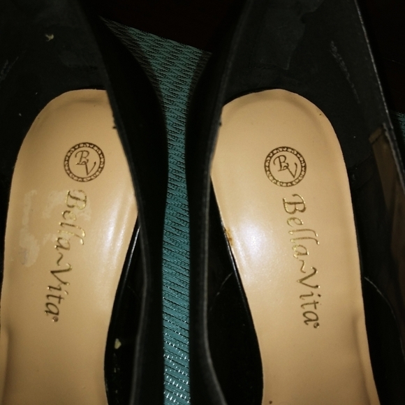 NWOT Bella Vita Leather Platform Heels - Picture 6 of 7
